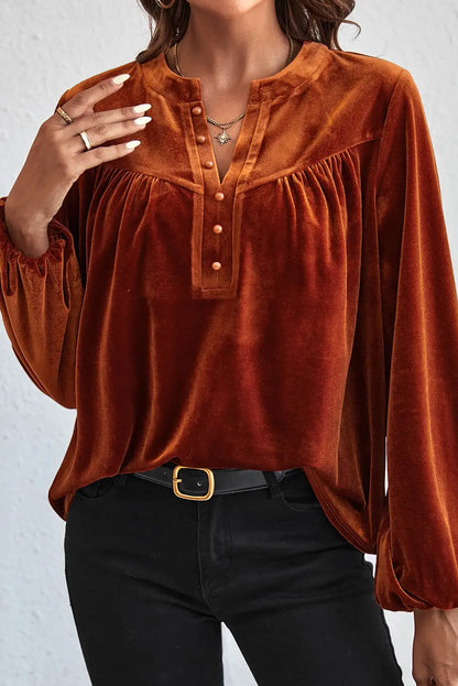 Classic Vintage Top with a Flattering Fit