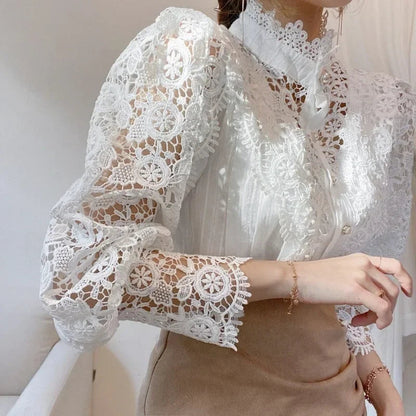 Beautifully Finished Blouse in a Timeless Design