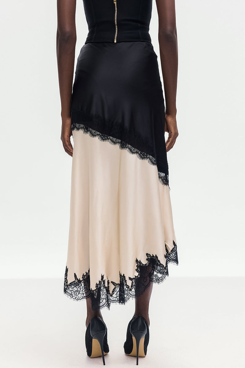 Polished Garment with an Effortless Classic Look