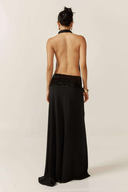 Beautifully Crafted Garment in a Classic Style