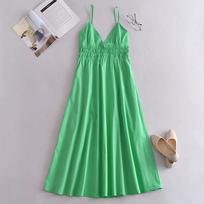 Polished Dress with an Effortless Classic Look
