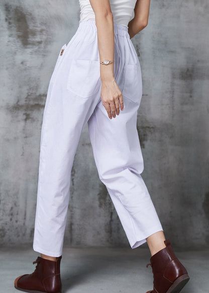 Effortlessly Elegant Pants with a Timeless Design