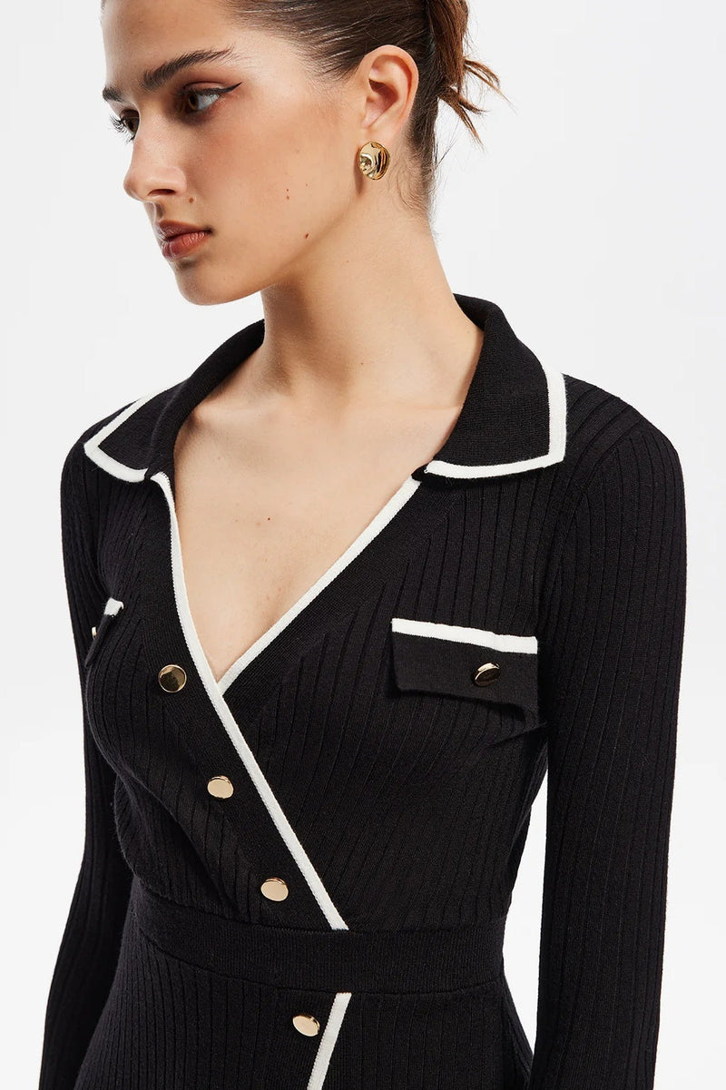 Well Tailored Dress with a Graceful Silhouette