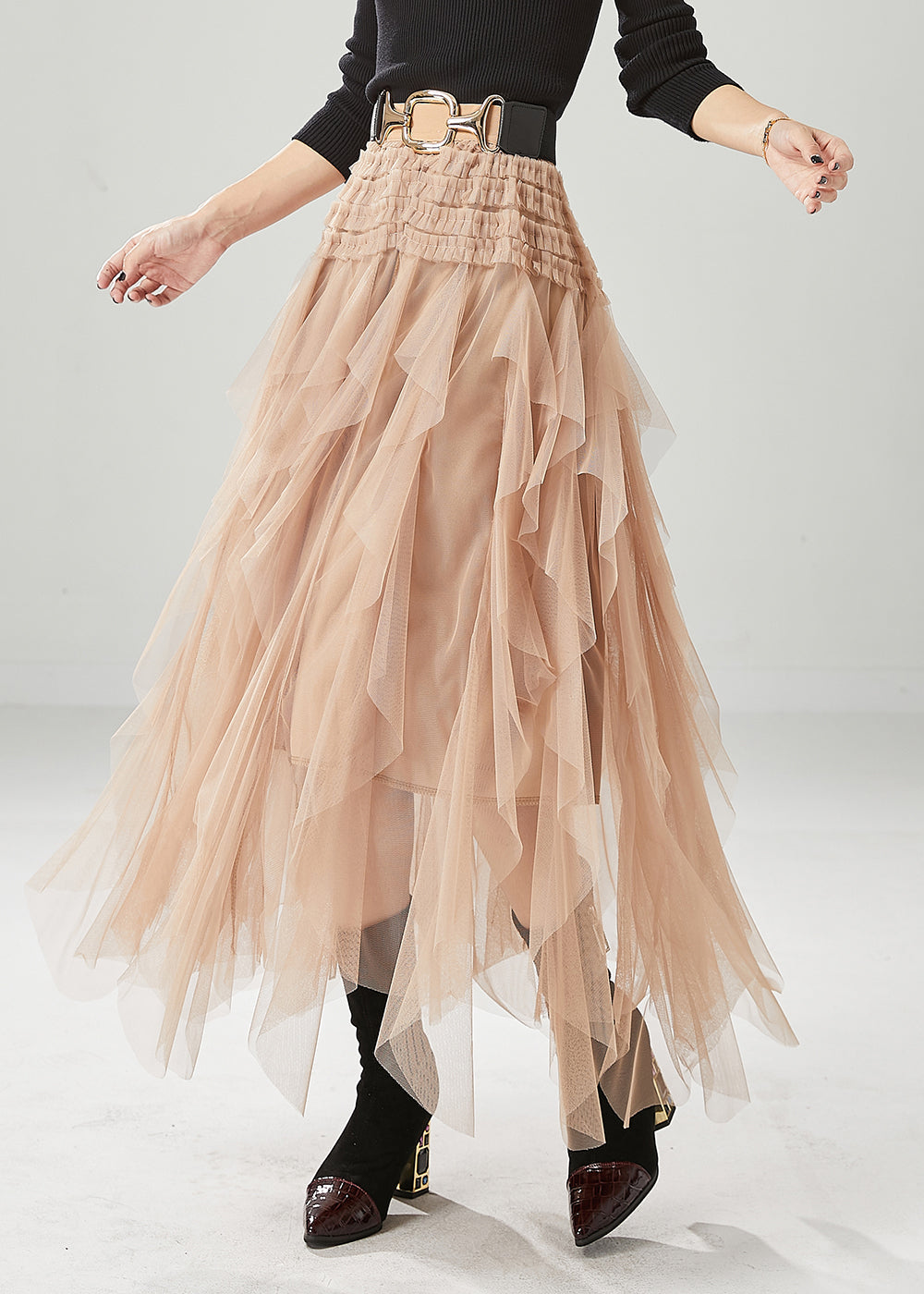 Well Tailored Garment with a Graceful Silhouette