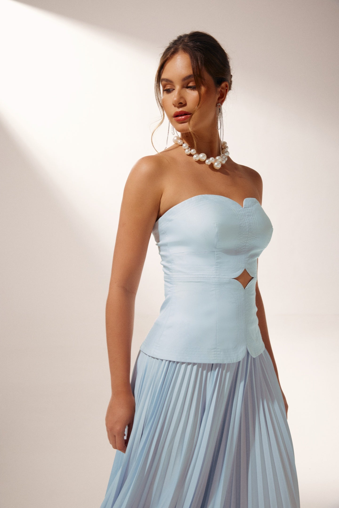Effortlessly Elegant Garment with a Timeless Design
