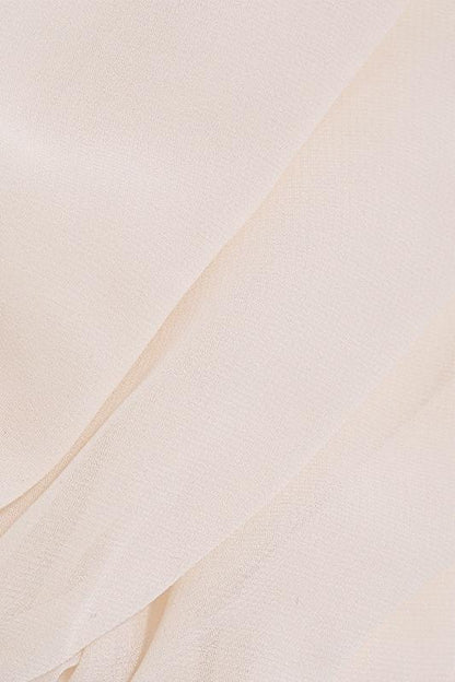 A Vintage Style Top with Delicate Timeless Details