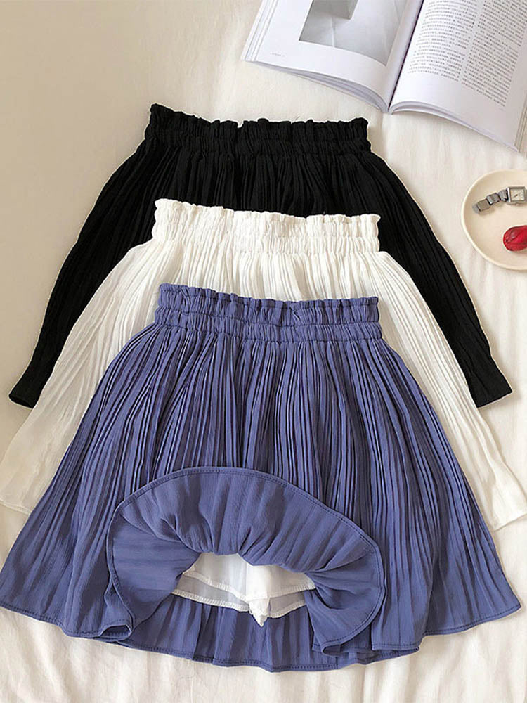 Effortlessly Elegant Garment with a Timeless Design