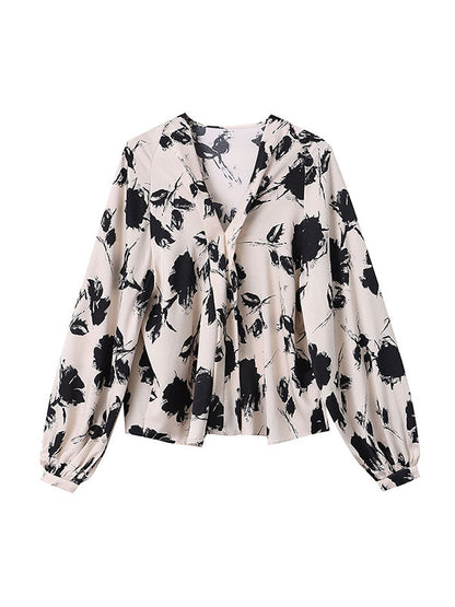 Effortlessly Elegant Blouse with a Timeless Design