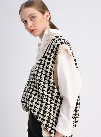 Beautifully Finished Coat in a Timeless Design