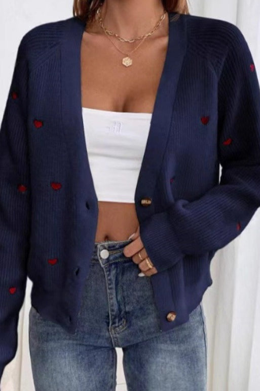Well Tailored Cardigan with a Graceful Silhouette