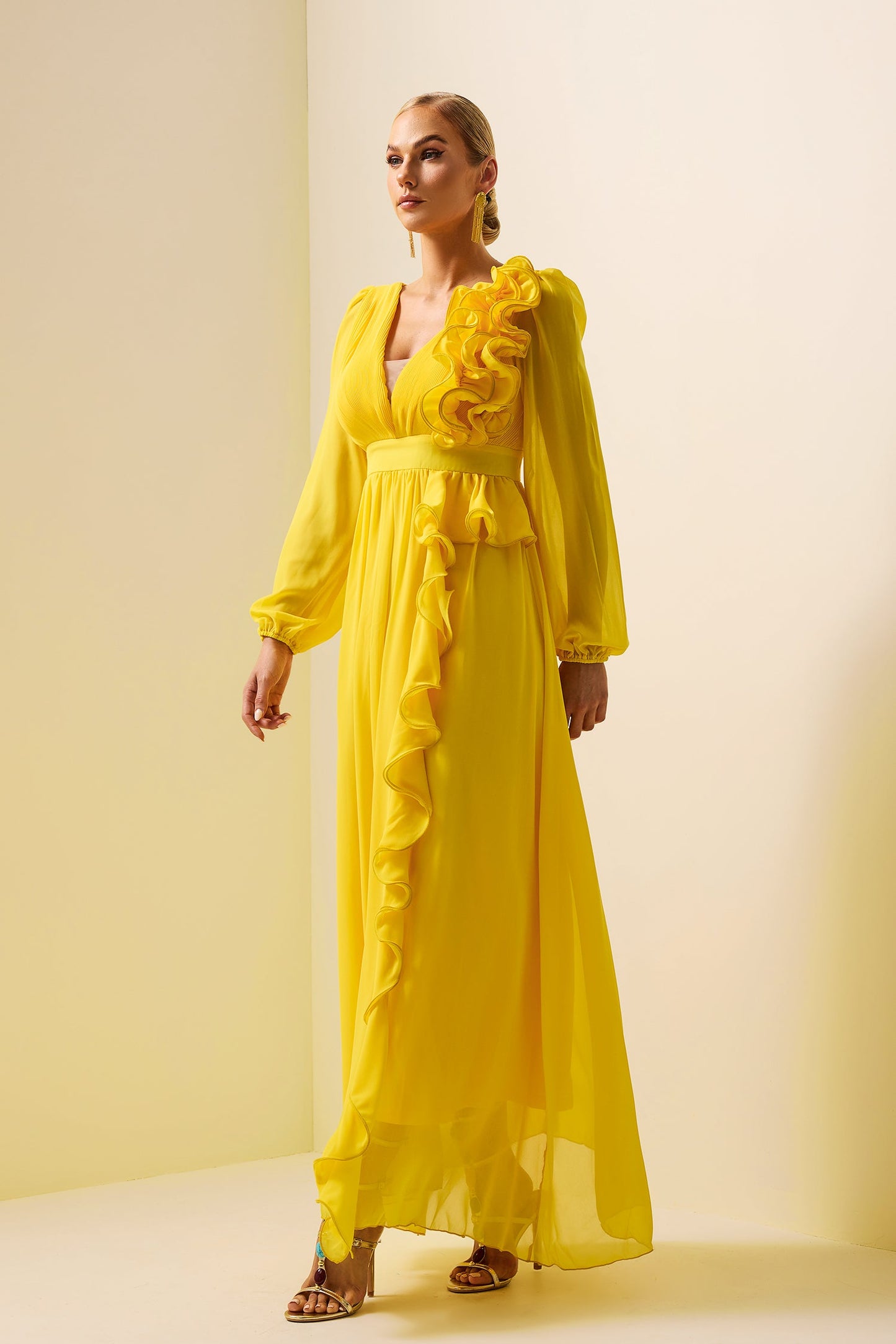 Polished Dress with an Effortless Classic Look