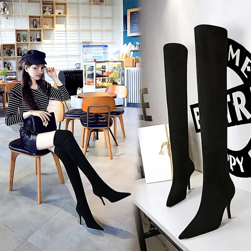 Well Tailored Boots with a Graceful Silhouette