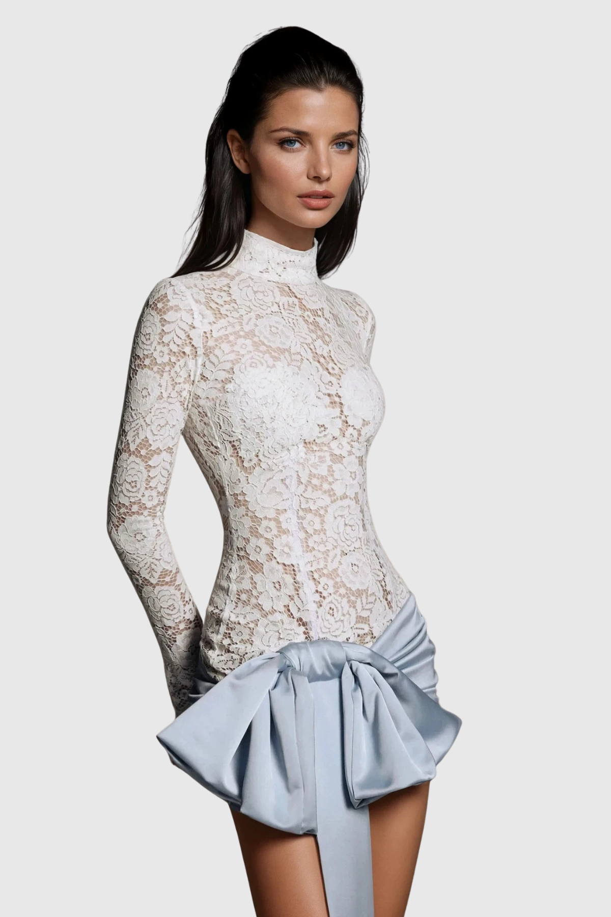 Well Tailored Dress with a Graceful Silhouette