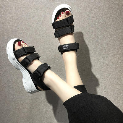Elegantly Styled Sandals for Everyday Wear
