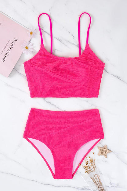 Well Tailored Bikini with a Graceful Silhouette