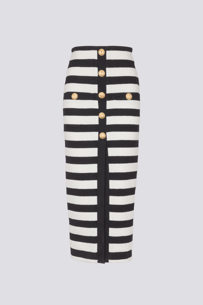 Beautifully Finished Garment in a Timeless Design