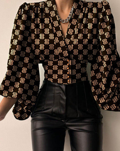 Effortlessly Elegant Shirt with a Timeless Design