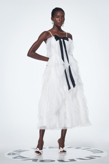 Classic Vintage & Enduringly Stylish Dress