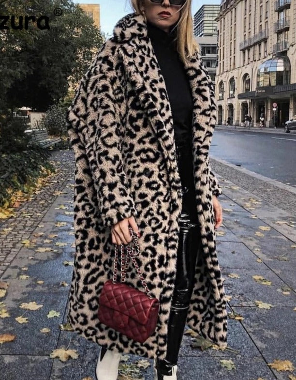 Classic Vintage Coat with a Flattering Fit