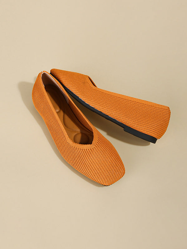 Sophisticated Garment with a Clean Classic Look