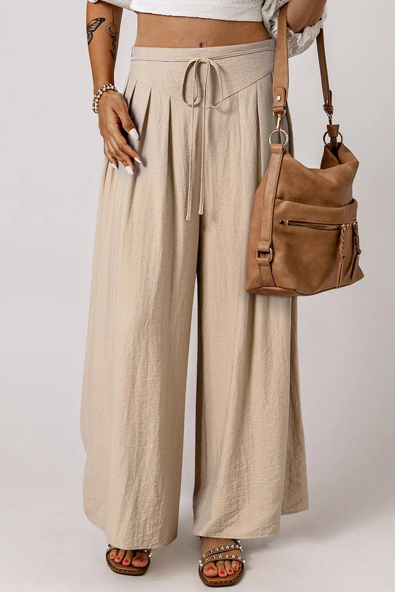 Elegantly Styled Pants for Everyday Wear