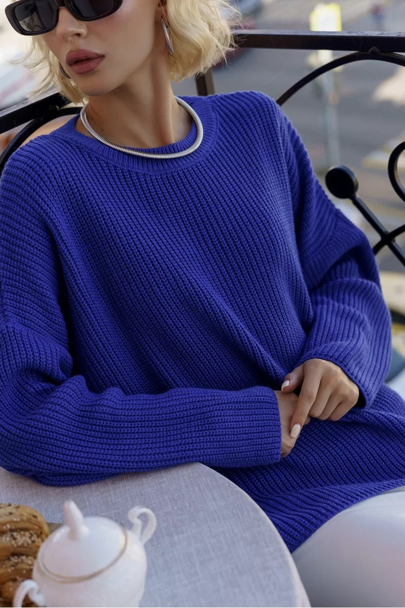 Effortlessly Elegant Sweater with a Timeless Design
