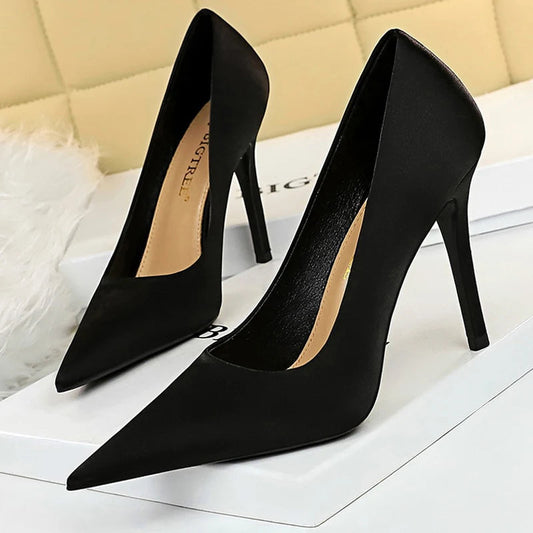 Vintage Inspired Heels with a Contemporary Edge