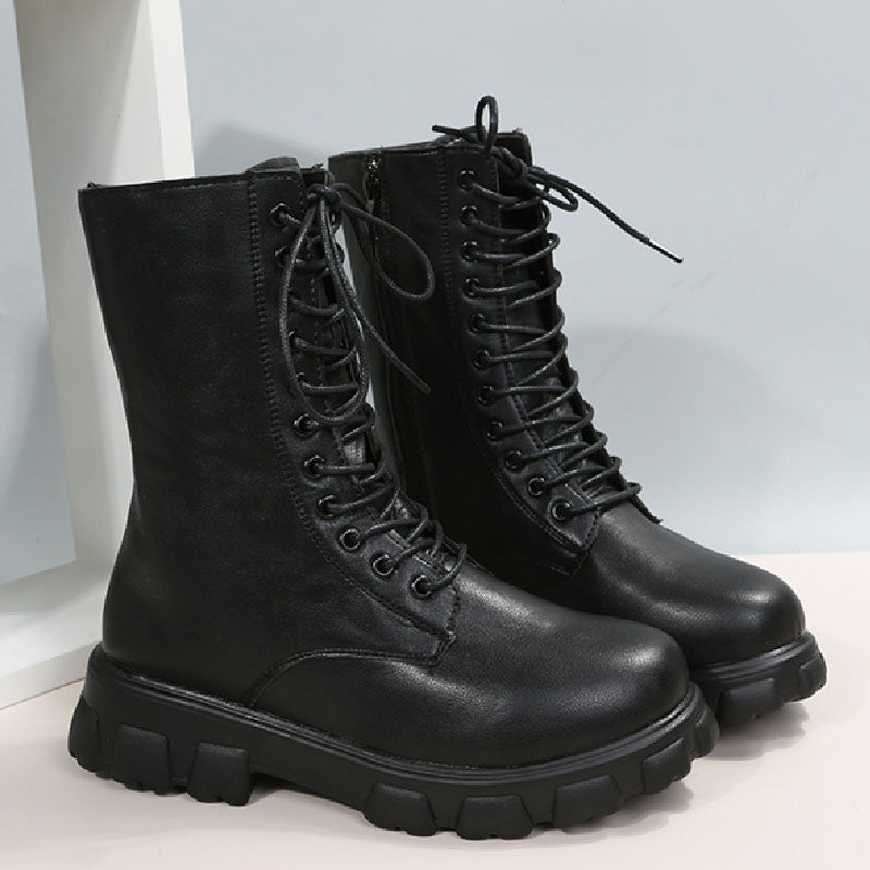 Well Tailored Shoes with a Graceful Silhouette