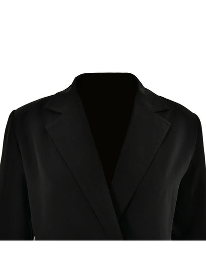 Effortlessly Elegant Garment with a Timeless Design