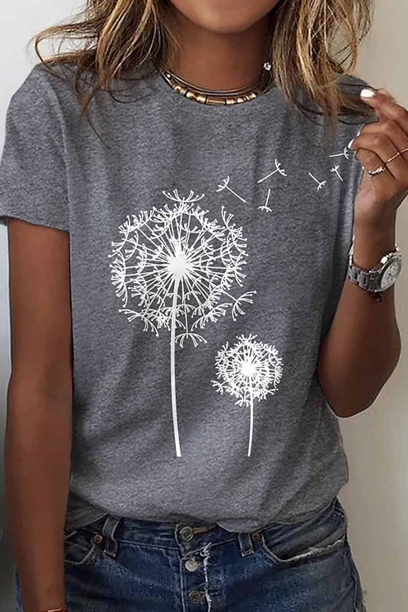Well Tailored T-Shirt with a Graceful Silhouette