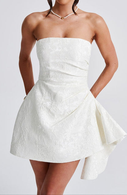 Classic Vintage Garment with a Flattering Fit