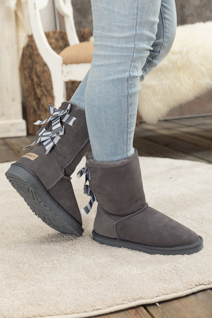 Gracefully Styled Boots for Any Occasion