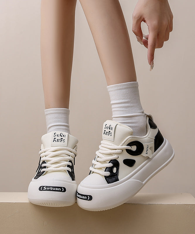 Effortlessly Elegant Shoes with a Timeless Design