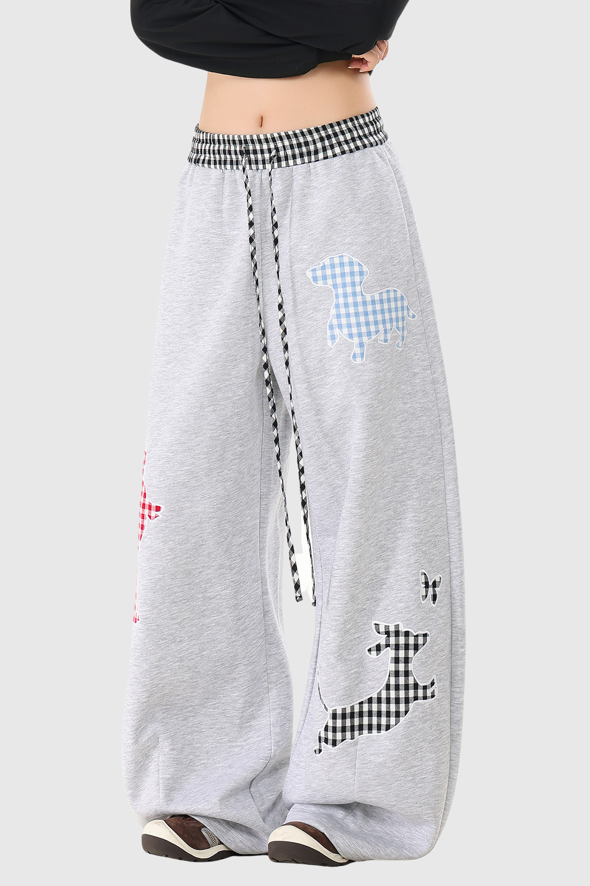 Well Tailored Pants with a Graceful Silhouette