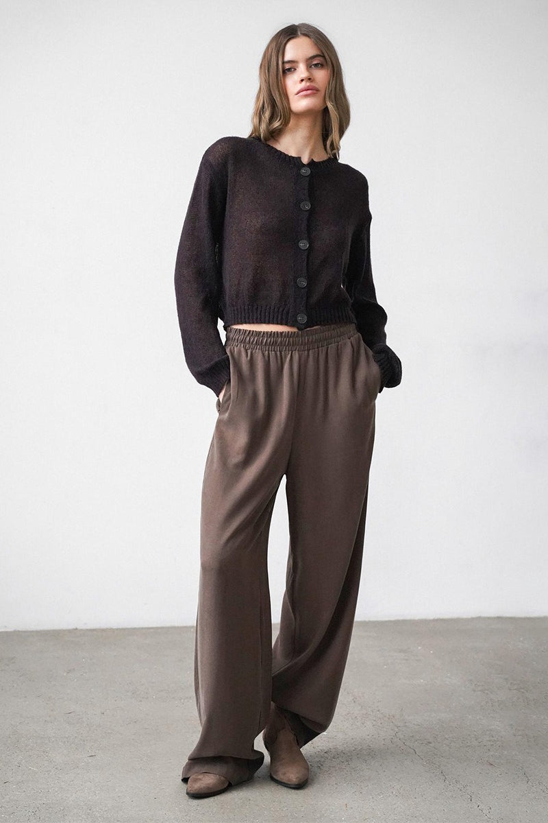 Polished Cardigan with an Effortless Classic Look