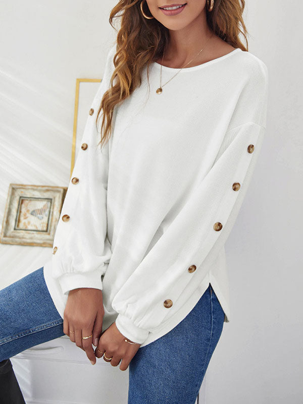Effortlessly Elegant T-Shirt with a Timeless Design