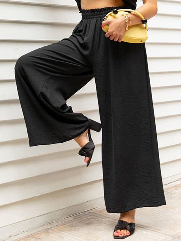 Effortlessly Elegant Pants with a Timeless Design