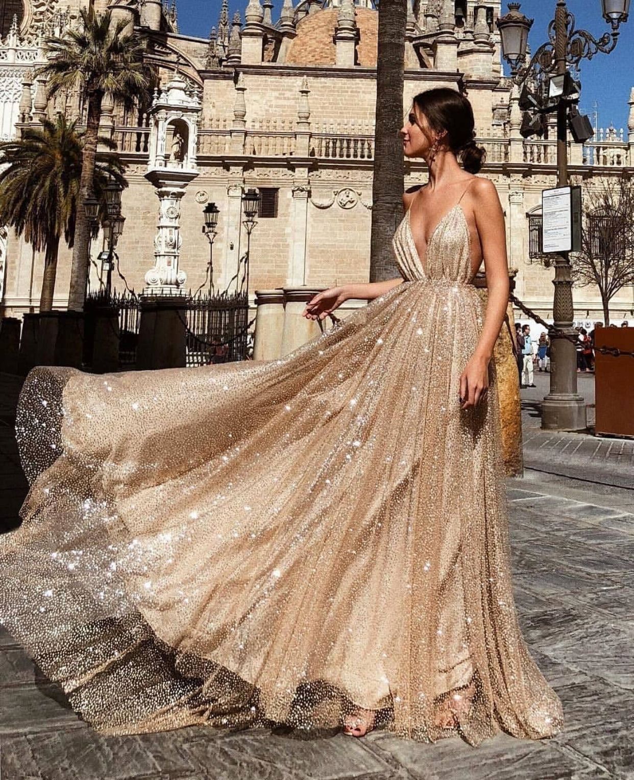 Classic Vintage & Enduringly Stylish Dress