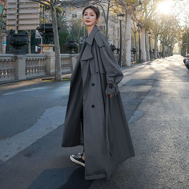Gracefully Styled Garment for Any Occasion