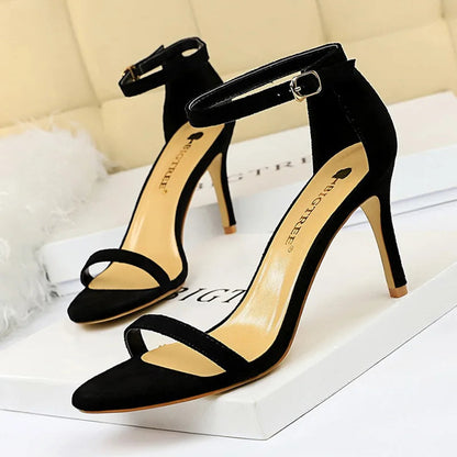 A Vintage Style Shoes with Delicate Timeless Details