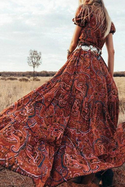 Classic Vintage & Enduringly Stylish Dress