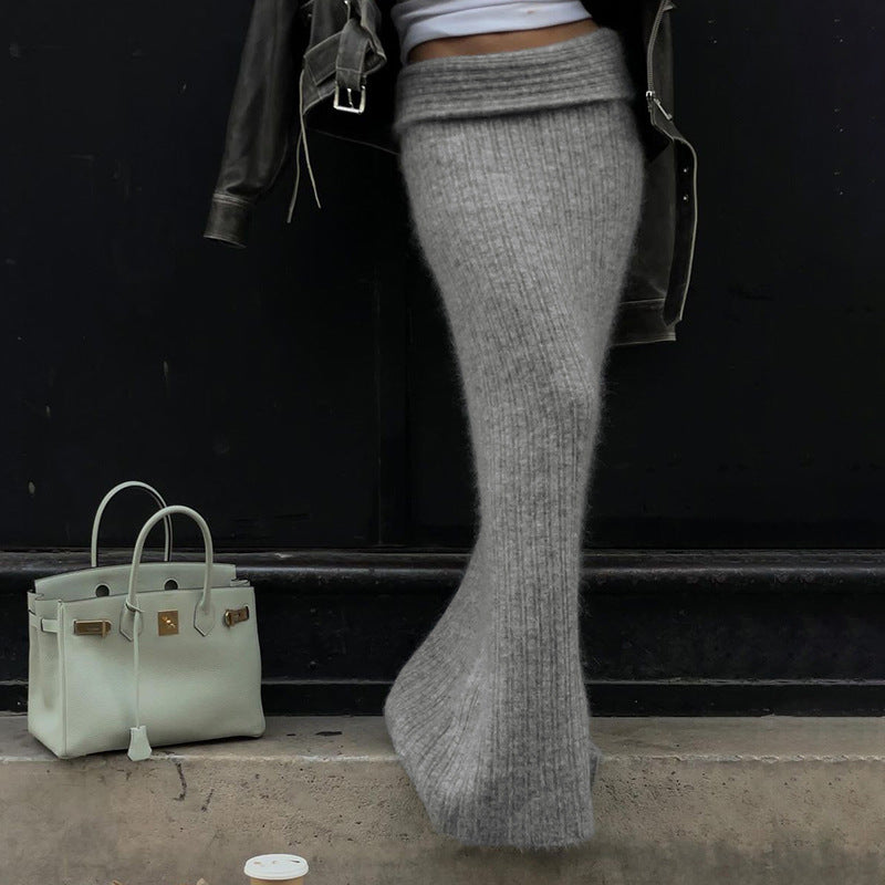 Beautifully Finished Sweater in a Timeless Design