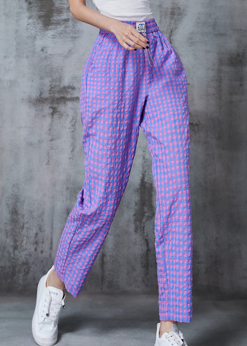 Elegantly Styled Pants for Everyday Wear