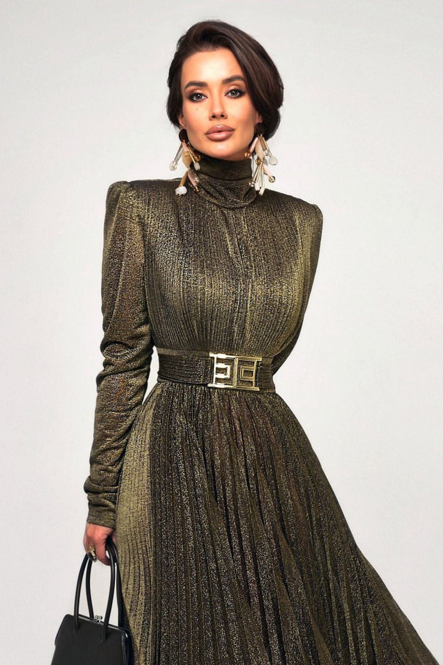 Sophisticated Dress with a Clean Classic Look
