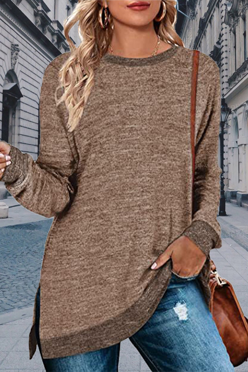Effortlessly Elegant Top with a Timeless Design