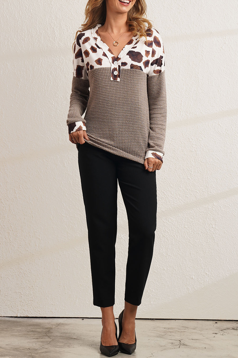 Polished Top with an Effortless Classic Look