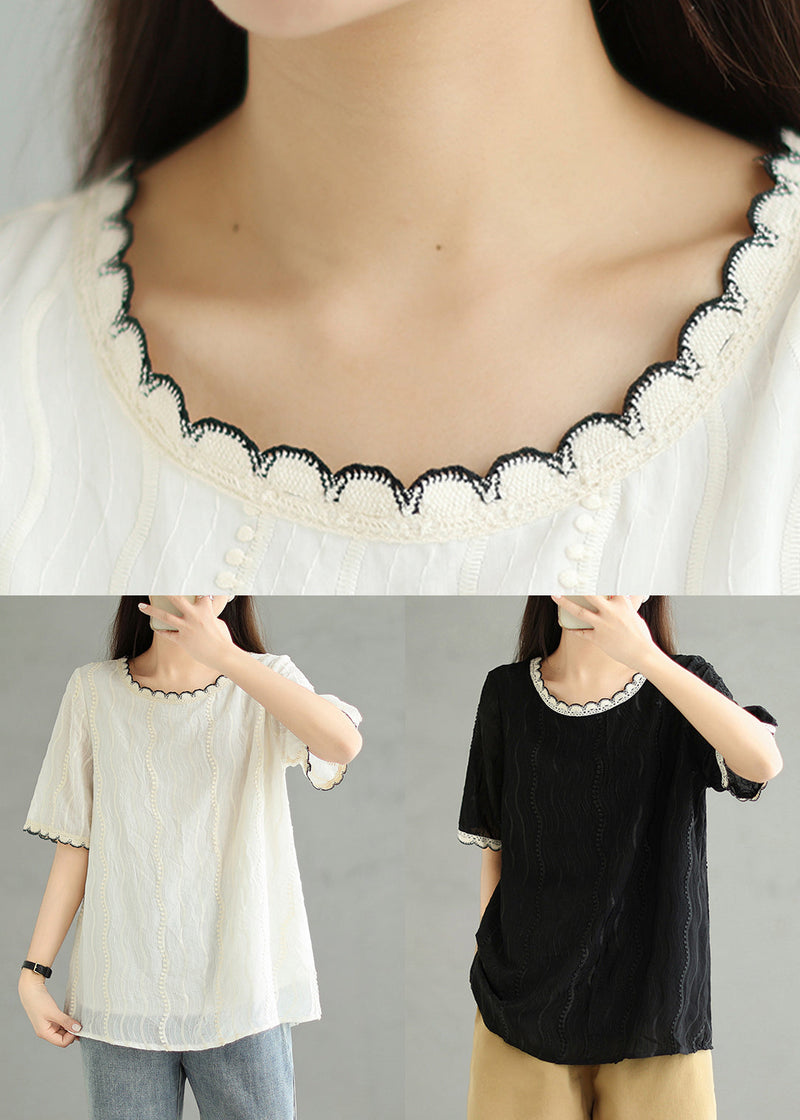 Well Tailored Top with a Graceful Silhouette
