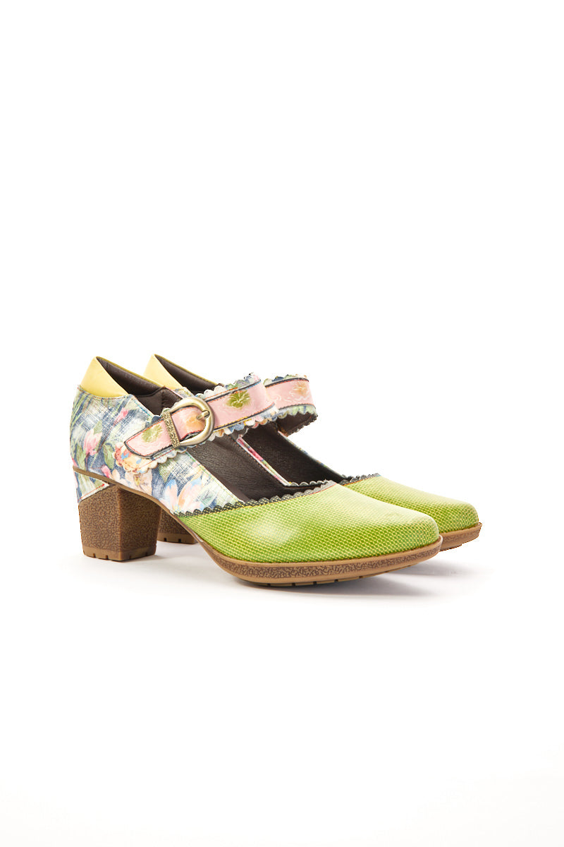 Classic Vintage & Enduringly Stylish Garment