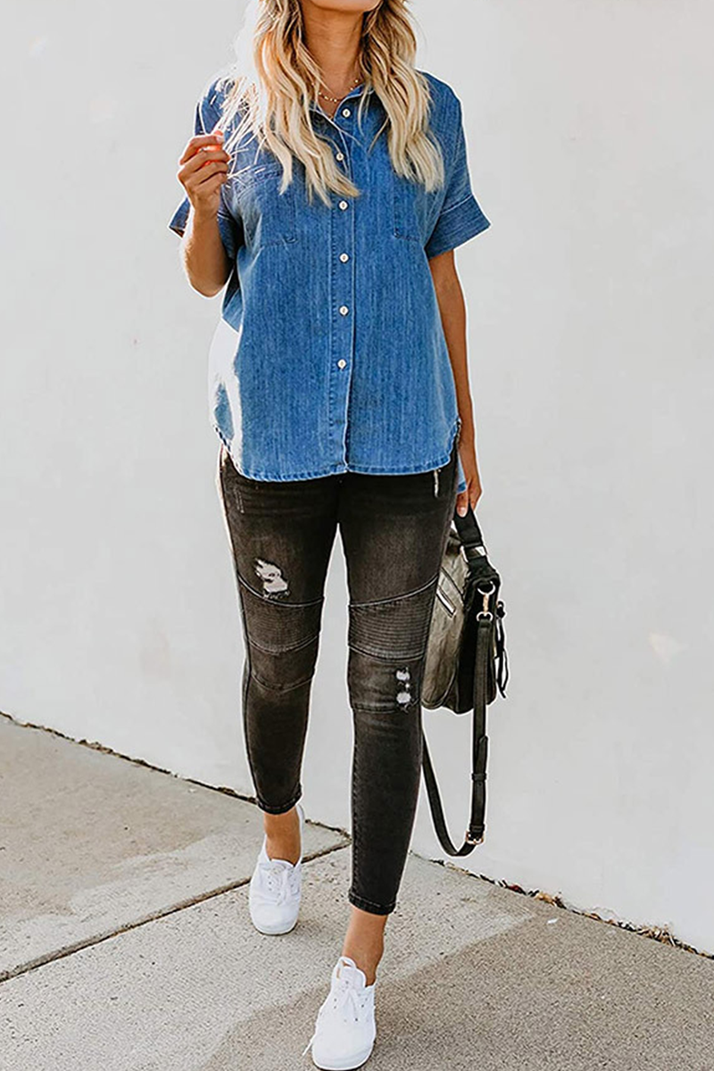 Effortlessly Elegant Blouse with a Timeless Design