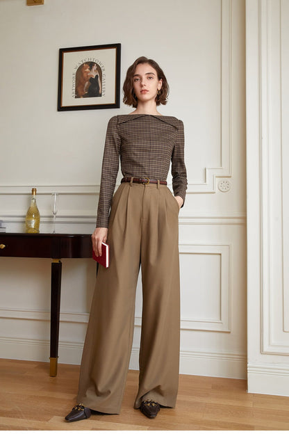 Gracefully Styled Blouse for Any Occasion